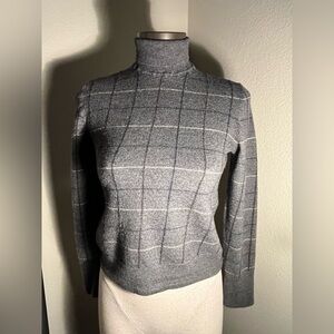 DUNHILL LONDON- made in Italy 100 percent wool turtleneck size small